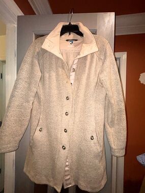 This coat will look soo Kuhl on you! Women's Cream Teddy Jacket